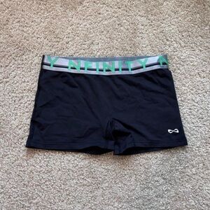 Women’s Nfinity Athletic Spandex shorts M
